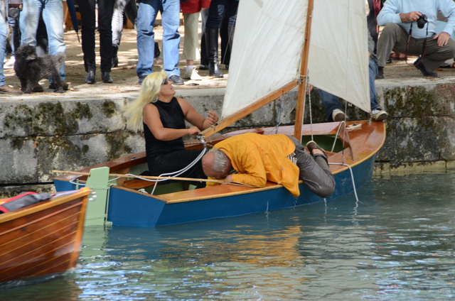 Sur les canaux d'Annecy